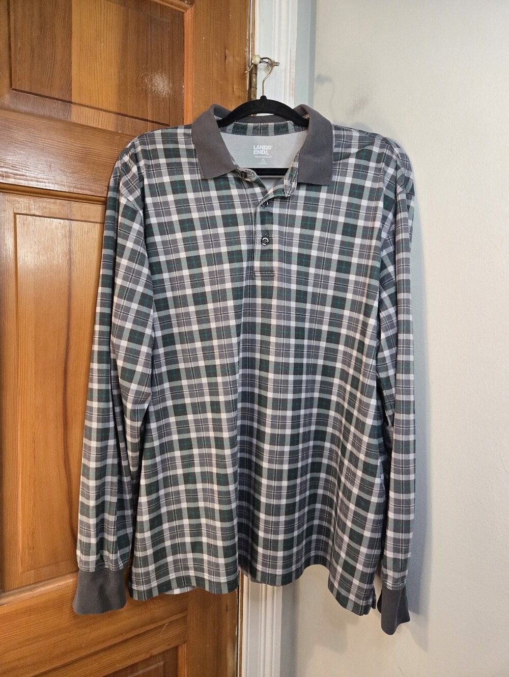 Lands' End Men's Gray and Green Plaid Long-Sleeve Polo